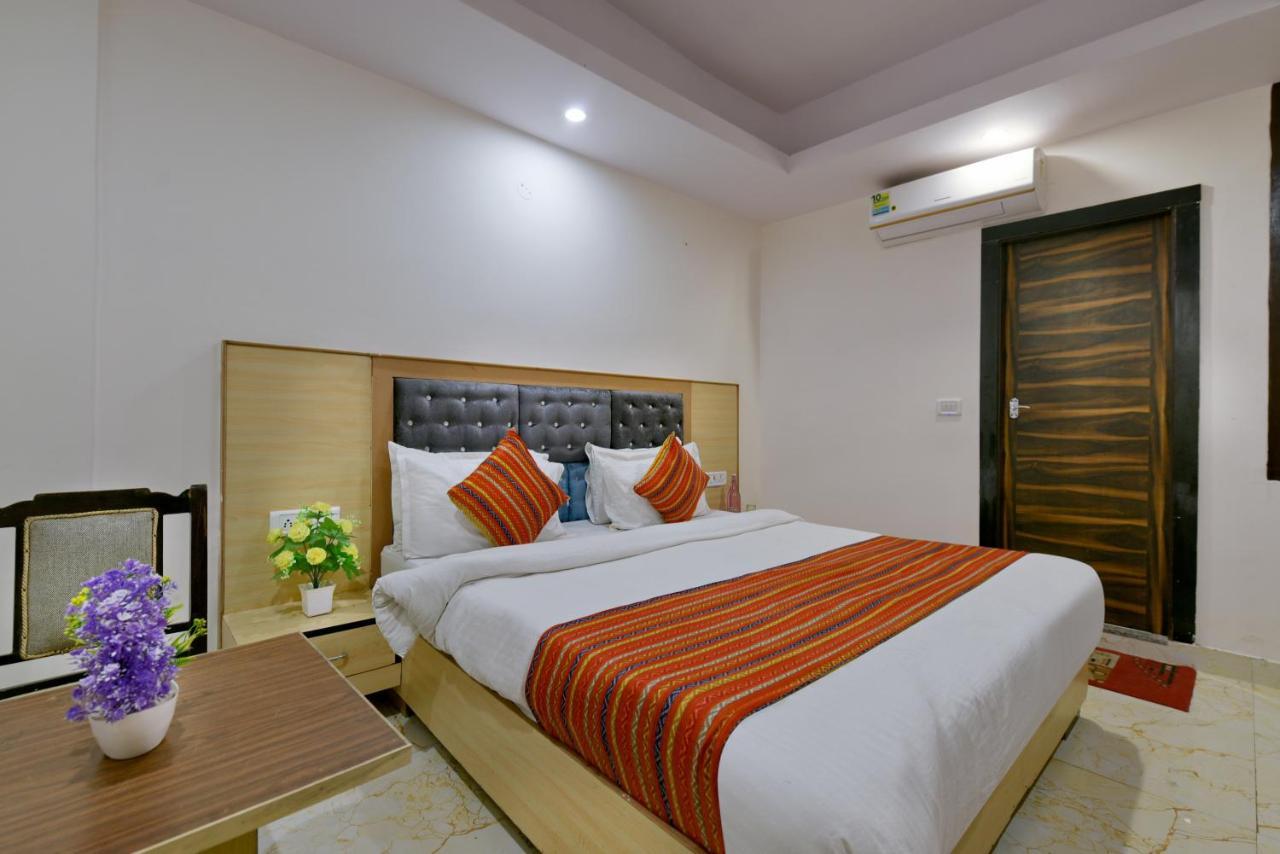 Hotel Hari International - Noida Sector 11 Exterior foto